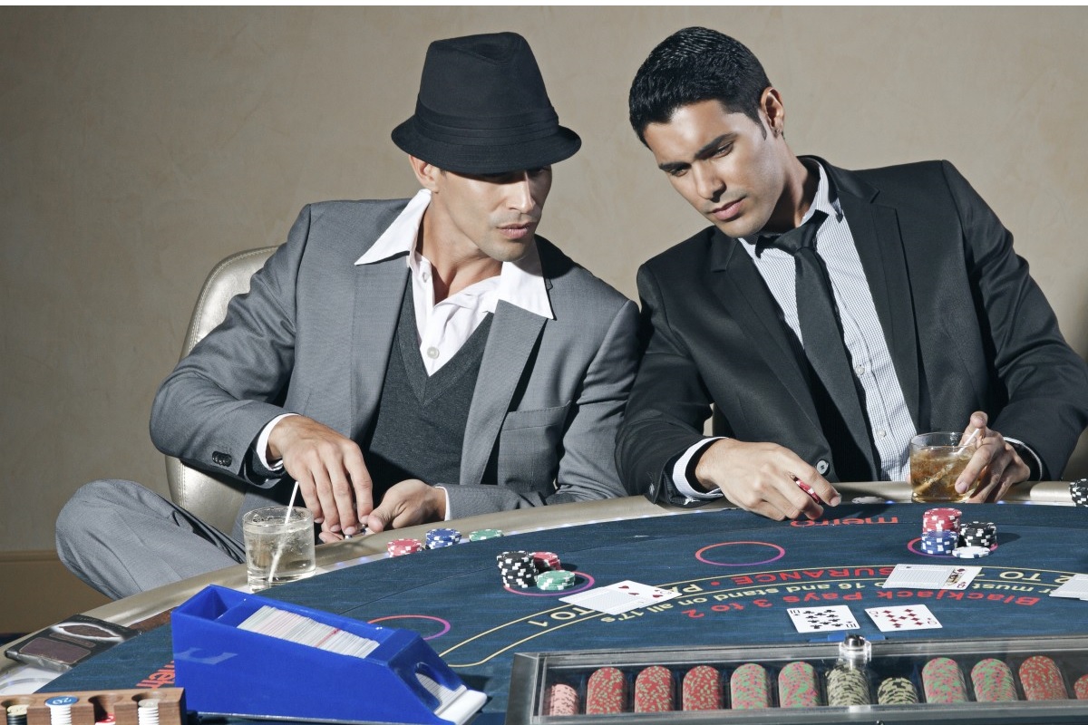 How To Play Blackjack With Friends Online