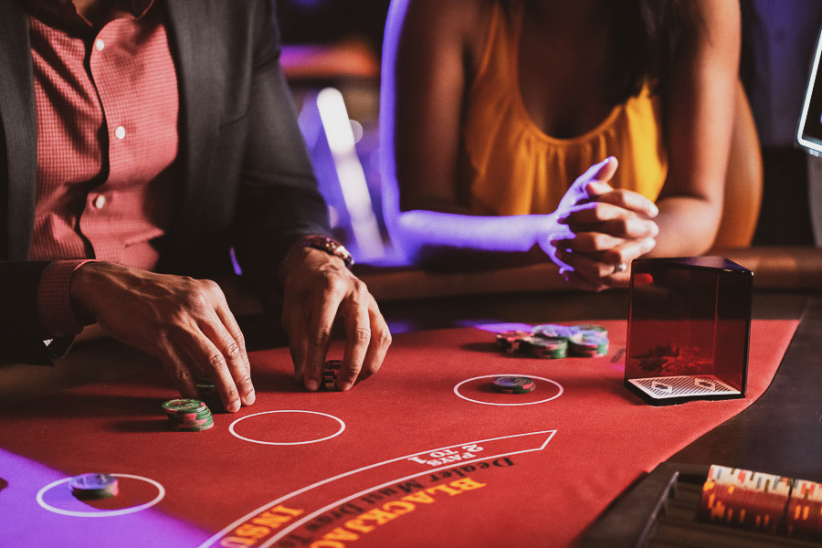 luck-com-casino-gambling