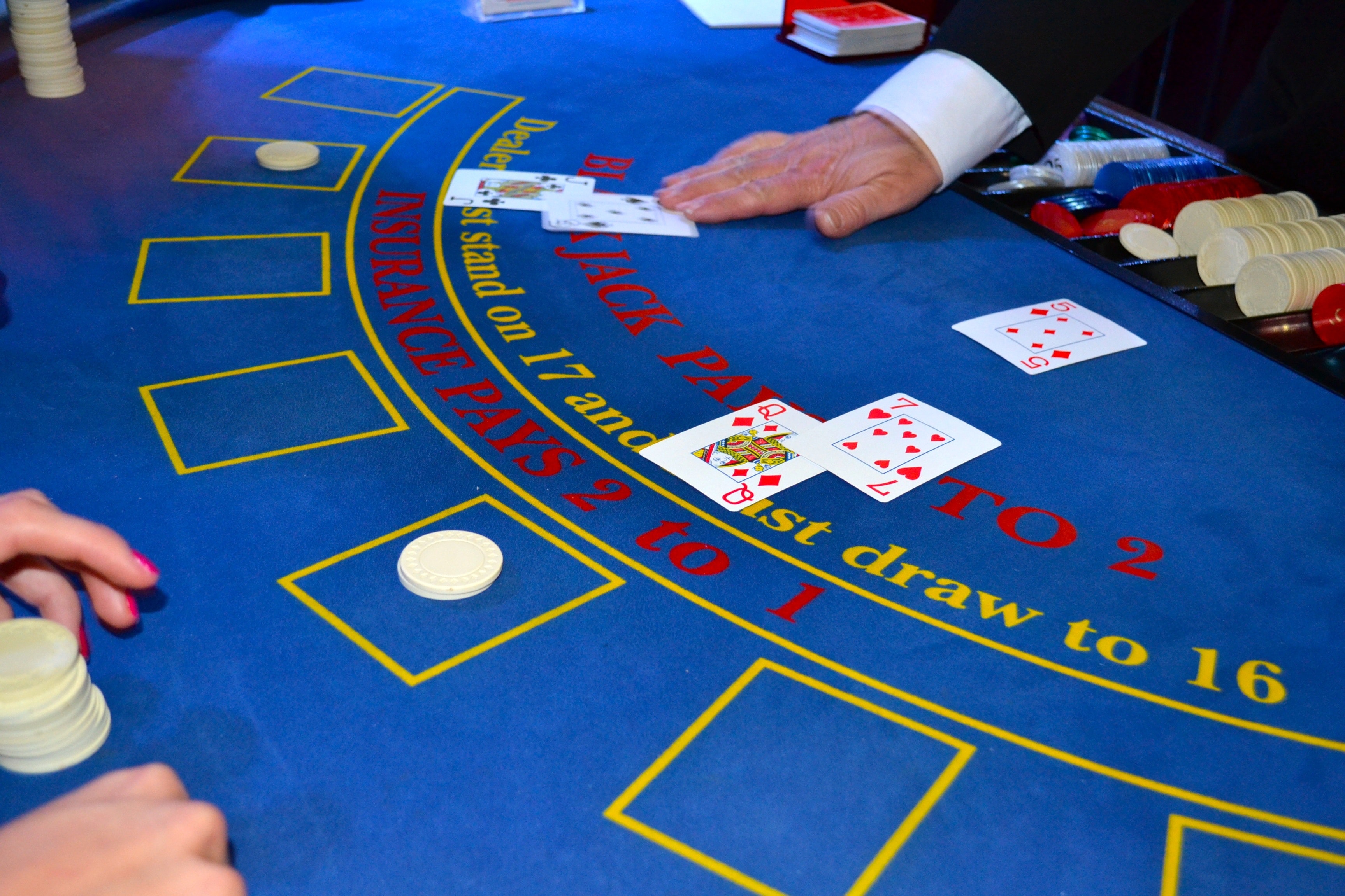 Win At Online Blackjack Gambling
